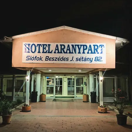 Aranypart ホテル シオーフォク