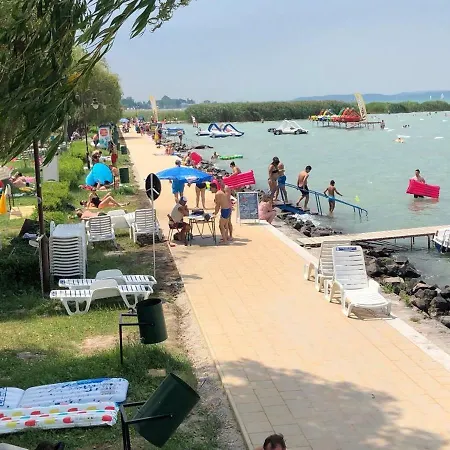 Hotel Aranypart Siofok